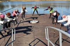 Ćwiczenia relaksacyjnie po zakończonym spacerze Nordic Walking (14.03.2022 r.)