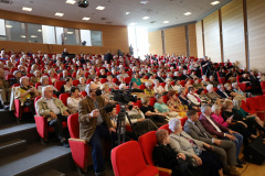aula Ceart widownia koncertu  „Nie ma szczęścia bez piosenki”
