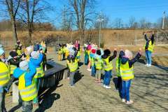 Międzypokoleniowa gimnastyka Nordic Walking w Uniwersytecie Otwartym UJK