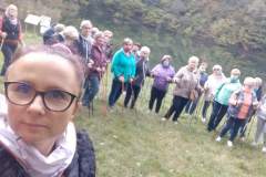 Dr-Reanata-Miszczuk-wraz-z-UP-podczas-spaceru-edukacyjnego